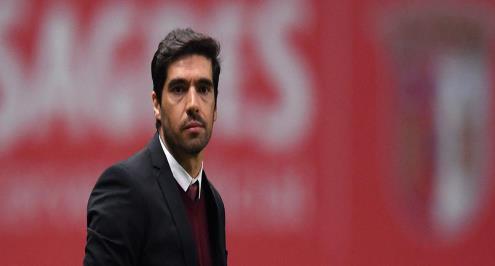 سبورتنج براجا يمدد عقد مدربه ابل فيريرا حتى 2021